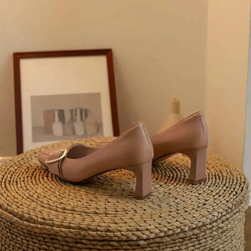 Krazing Pot genuine leather small round toe high heels European style young lady mature elegant slip on casual women pumps L12
Krazing Pot genuine leather small round toe high heels European style young lady mature elegant slip on casual women pumps L12