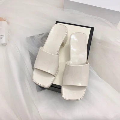 Slippers 2021 new jelly shoes candy color sandals square toe rubber shoes mid-heel slippers waterproof platform sandals
Slippers 2021 new jelly shoes candy color sandals square toe rubber shoes mid-heel slippers waterproof platform sandals