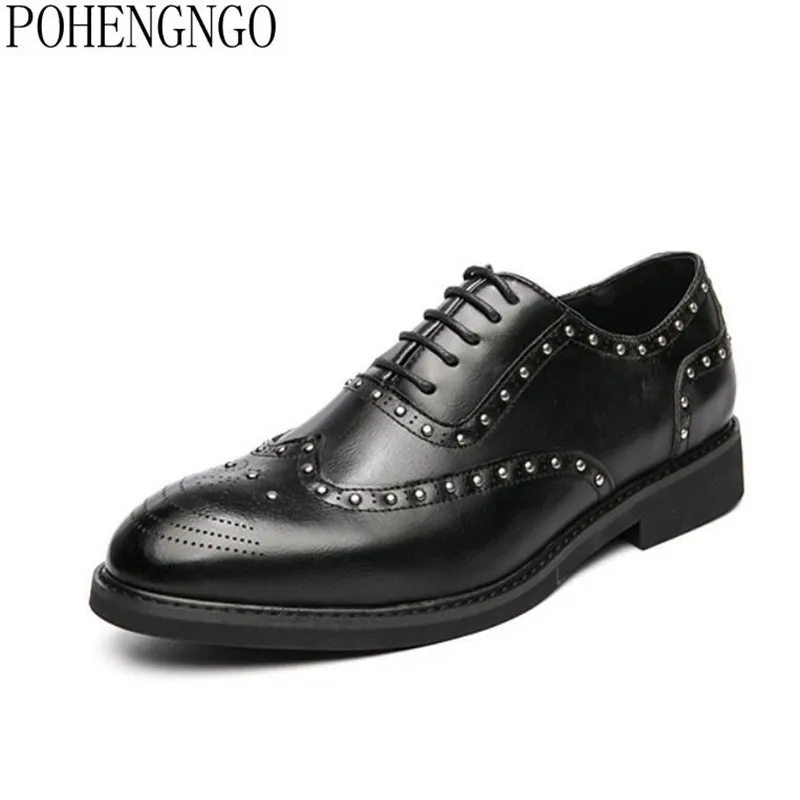 Men Spring Summer Bullock Shoes Male Design Pointed Toe Brogue Moccasin Shoes Rivet Business Classic Dress Men Wedding Shoes 
Men Spring Summer Bullock Shoes Male Design Pointed Toe Brogue Moccasin Shoes Rivet Business Classic Dress Men Wedding Shoes