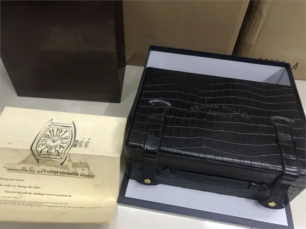 Top version luxury watch box V45 SC DT YACHTING Crocodile Leather Bag ETA 2824 SA2824 7750
Top version luxury watch box V45 SC DT YACHTING Crocodile Leather Bag ETA 2824 SA2824 7750