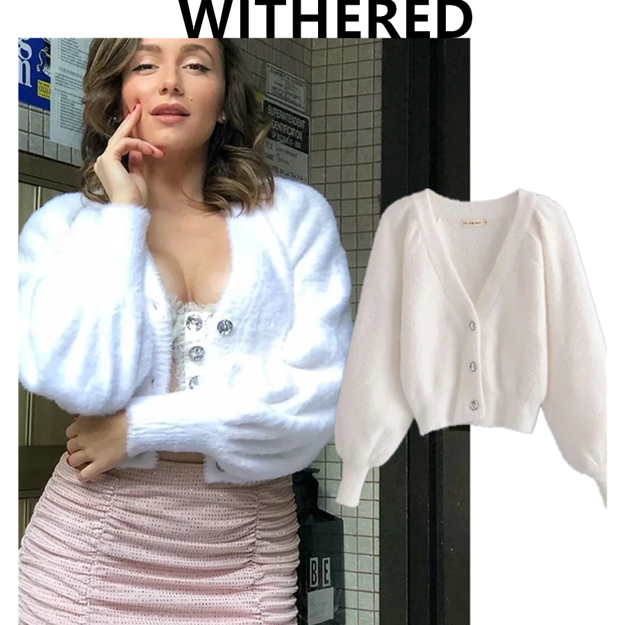 Maxdutti winter ins fashion blogger vintage mohair white single breasted Jewelry sweaters women button short cardigan women tops
Maxdutti winter ins fashion blogger vintage mohair white single breasted Jewelry sweaters women button short cardigan women tops