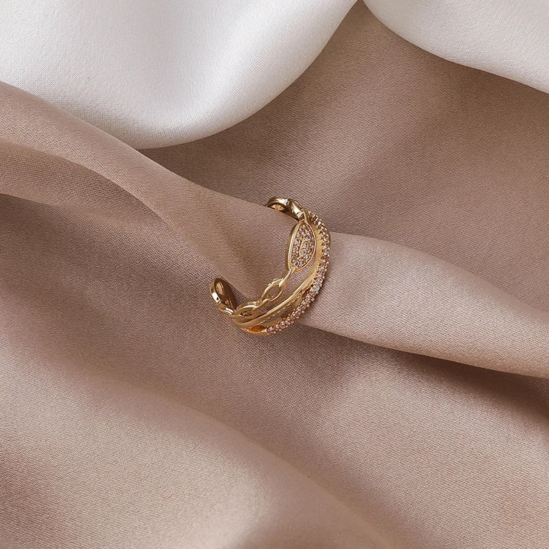 2020 New Arrival Crystal Party Trendy Geometric Crossed Oval Simple Double Rings For Women Cute Party Jewelry Gifts
2020 New Arrival Crystal Party Trendy Geometric Crossed Oval Simple Double Rings For Women Cute Party Jewelry Gifts