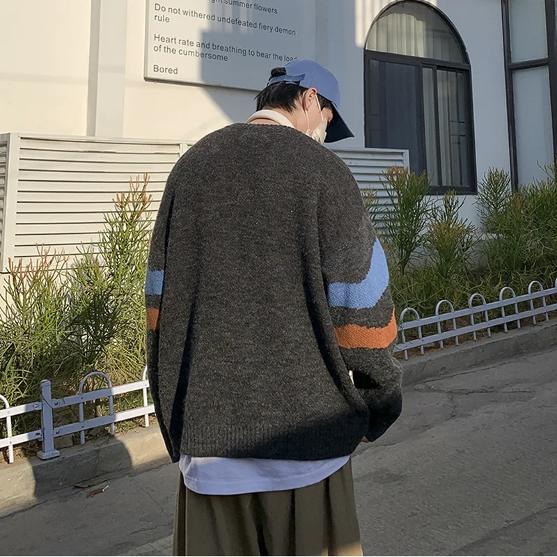 Men Pullovers Cartoon Print Knitted Sweater Male Fashion O-neck Warm Thickening Autumn Winter Korean Style Casual Tops All-match
Men Pullovers Cartoon Print Knitted Sweater Male Fashion O-neck Warm Thickening Autumn Winter Korean Style Casual Tops All-match