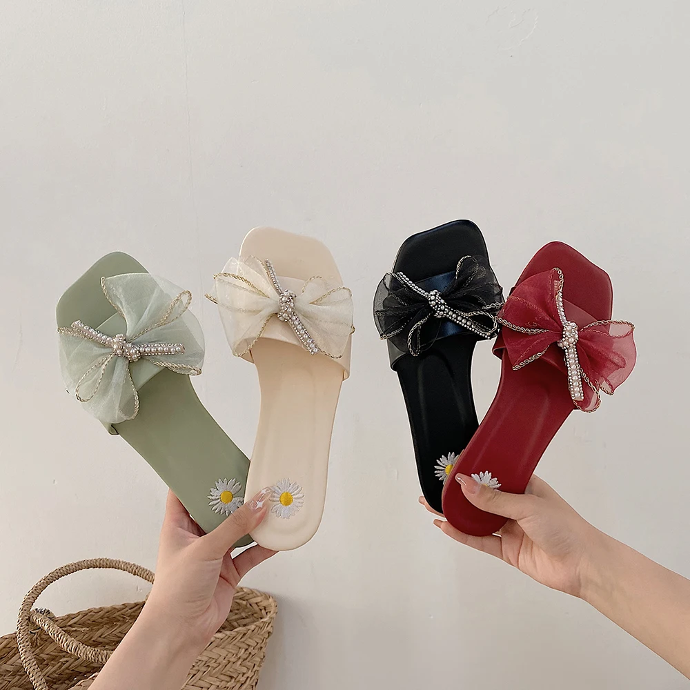 Women's Slippers Summer 2021 New Cute Bow Sandals Wild Breathable Outdoor Non-slip Soft Bottom Princess Shoes
Women's Slippers Summer 2021 New Cute Bow Sandals Wild Breathable Outdoor Non-slip Soft Bottom Princess Shoes