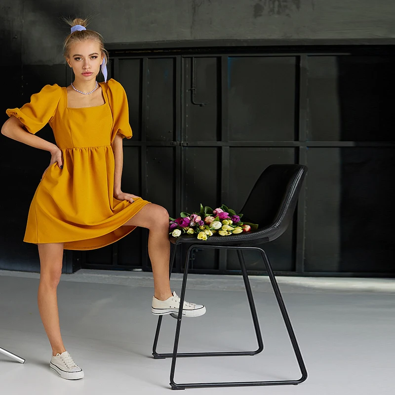 Women Casual Puff Sleeve Party Mini Dress Sweet and Fresh French Square Collar A-line Dress 2021 Summer Fashion Draw Back Dress
Women Casual Puff Sleeve Party Mini Dress Sweet and Fresh French Square Collar A-line Dress 2021 Summer Fashion Draw Back Dress