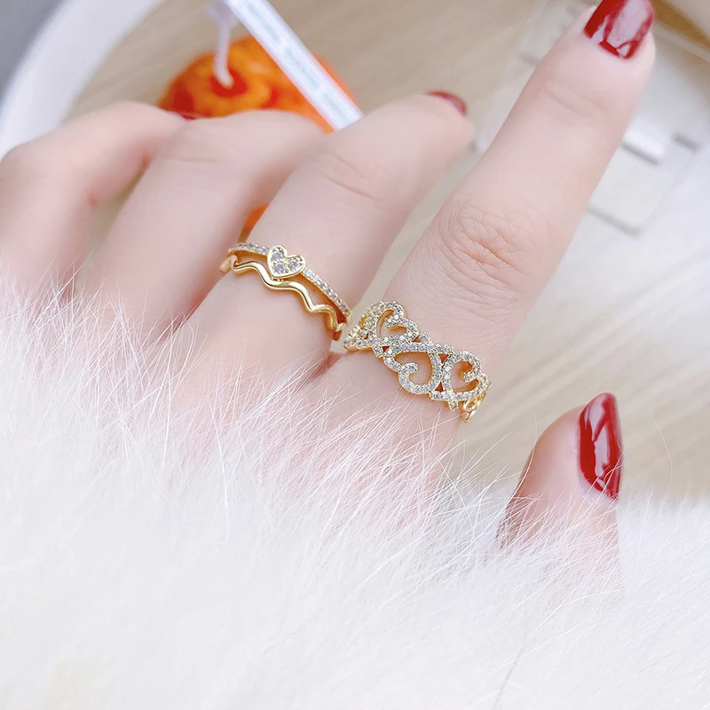 Cute High Quality Double Hollow Heart Women Ring Luxury Engagement Band Micro Inlaid Zirconia Bague for Bridal Accessories Gifts
Cute High Quality Double Hollow Heart Women Ring Luxury Engagement Band Micro Inlaid Zirconia Bague for Bridal Accessories Gifts