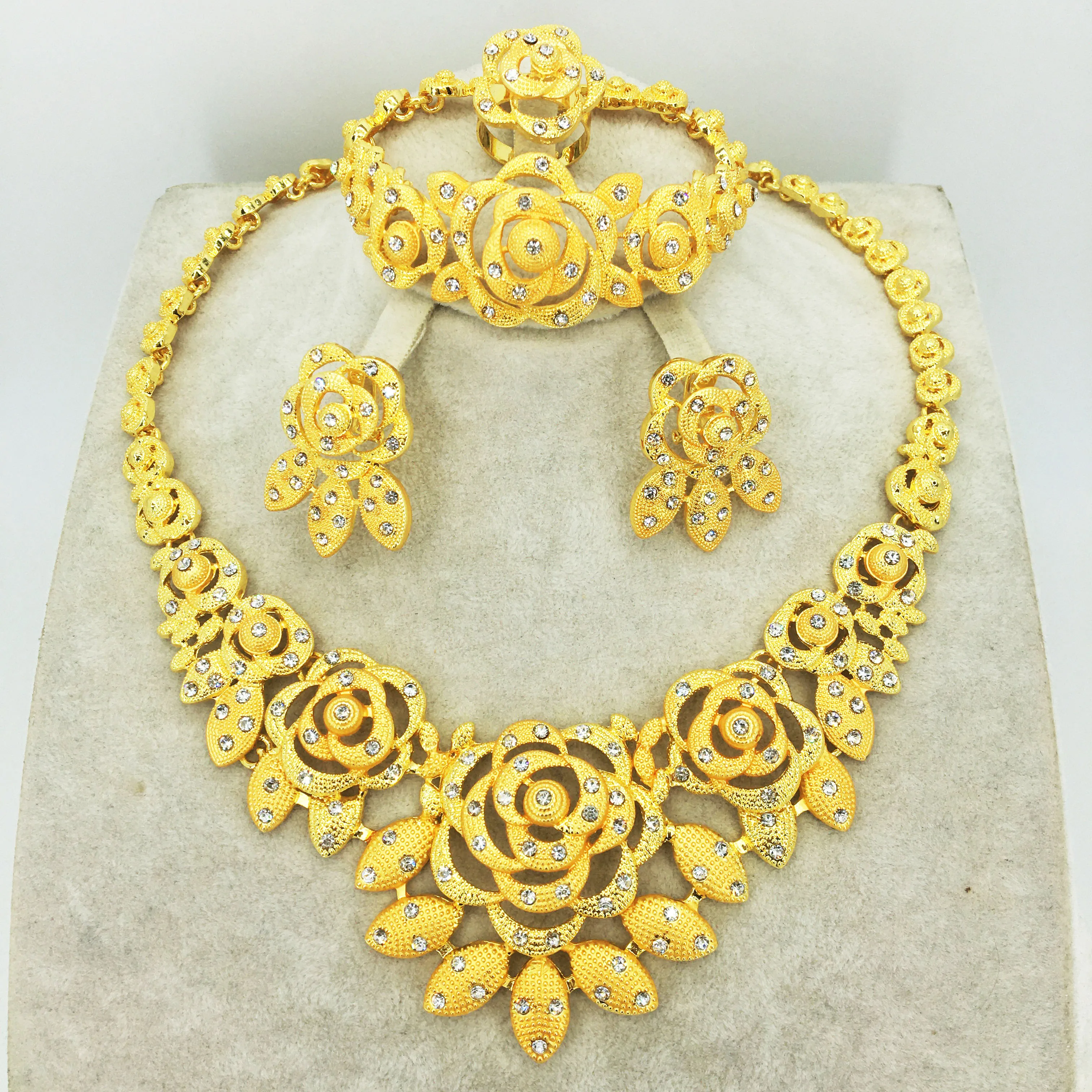 HOT Fashion jewelry set Nigeria Dubai gold-color African bead jewelry wedding jewelry set african beads jewelry sets
HOT Fashion jewelry set Nigeria Dubai gold-color African bead jewelry wedding jewelry set african beads jewelry sets