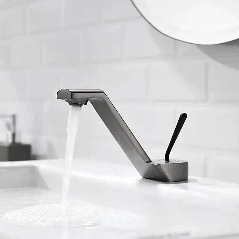Rose Gold/Grey/Brushed Gold/Chrome/Black Brass Bathroom Basin Faucet Single Hole Water Mixer Taps
Rose Gold/Grey/Brushed Gold/Chrome/Black Brass Bathroom Basin Faucet Single Hole Water Mixer Taps