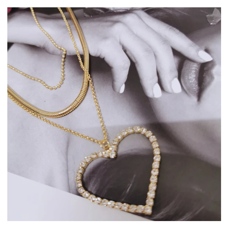 HUANZHI 2019 New Fashion Multi-layer Gold Crystal Heart Pendants Rhinestone Snake Chain Necklace for Women Jewelry |