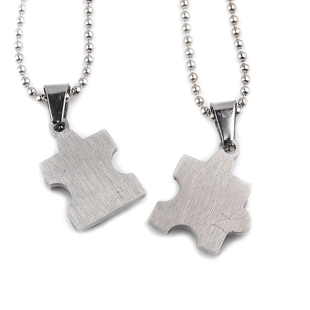 1 pair Romantic Couple Beads Chain Necklace Alloy Heart Puzzle Pendant Necklace Valentine's Day Gifts for Lovers 
1 pair Romantic Couple Beads Chain Necklace Alloy Heart Puzzle Pendant Necklace Valentine's Day Gifts for Lovers