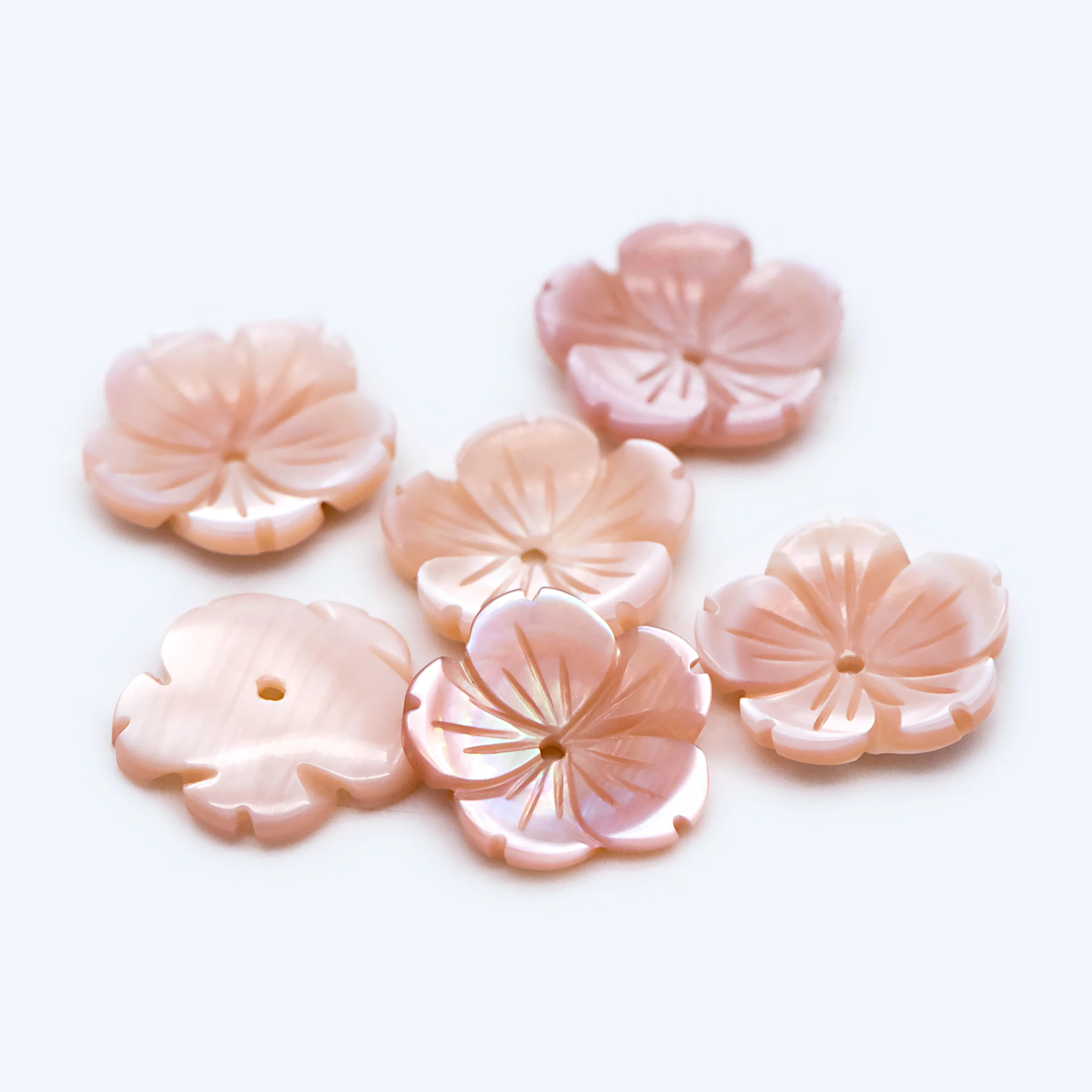 10pcs Pink Mother of Pearl Flowers 12mm, Center Drilled MOP Shell Flowers (V1344)
10pcs Pink Mother of Pearl Flowers 12mm, Center Drilled MOP Shell Flowers (V1344)