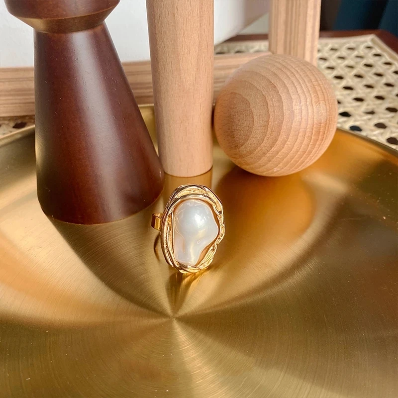 Luxury Baroque Adjustable Punk Rings for Girls with Natural Pearl Wedding Rings on Finger 14k Gold Jewelry for Women 2020 Trend
Luxury Baroque Adjustable Punk Rings for Girls with Natural Pearl Wedding Rings on Finger 14k Gold Jewelry for Women 2020 Trend