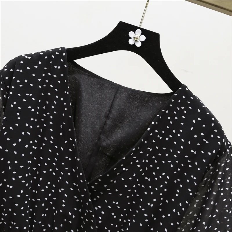 plus size Women Summer Print Floral Dress Korean v neck Sashes Sundress Bohemian Holiday Casual A Line Dresses 2021
plus size Women Summer Print Floral Dress Korean v neck Sashes Sundress Bohemian Holiday Casual A Line Dresses 2021