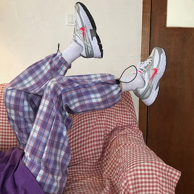 Jogger Pants Women Fashion purple Plaid Loose High Waist Female Trousers Track hip hop Harem pants Pockets Summer Streetwear
Jogger Pants Women Fashion purple Plaid Loose High Waist Female Trousers Track hip hop Harem pants Pockets Summer Streetwear