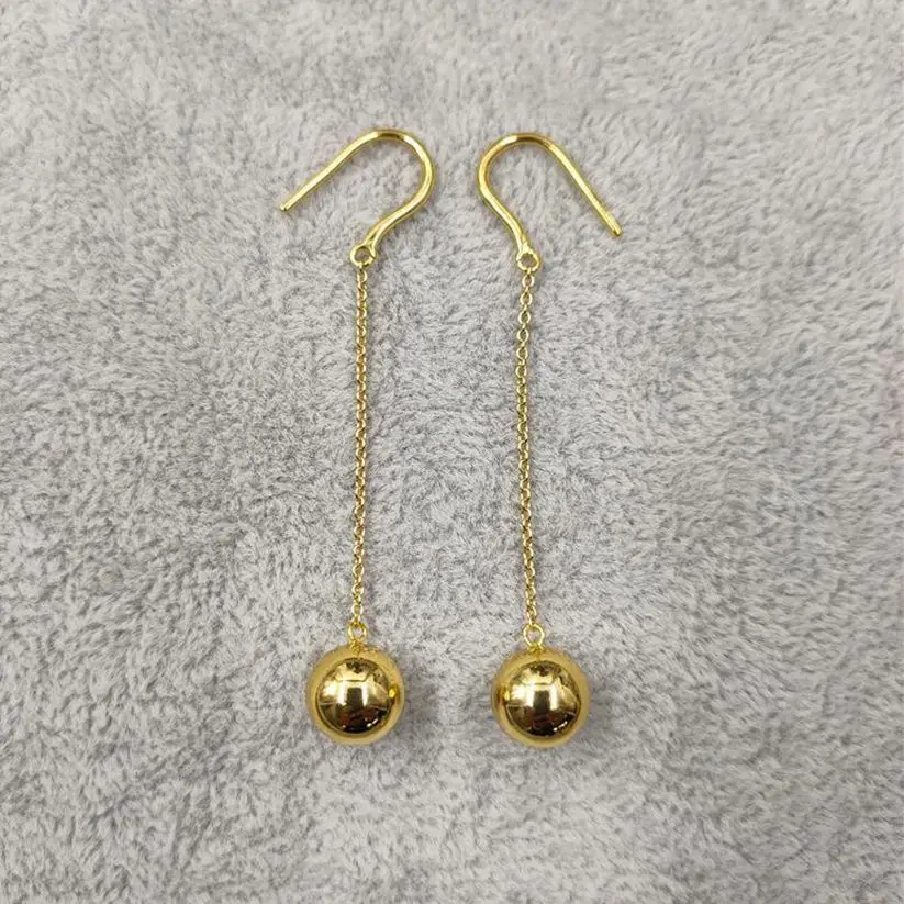 925 Sterling Silver Earrings Women's Classic Popular Hardwear Style Ball Pendant Earrings Personality All-Match Office Jewelry
925 Sterling Silver Earrings Women's Classic Popular Hardwear Style Ball Pendant Earrings Personality All-Match Office Jewelry