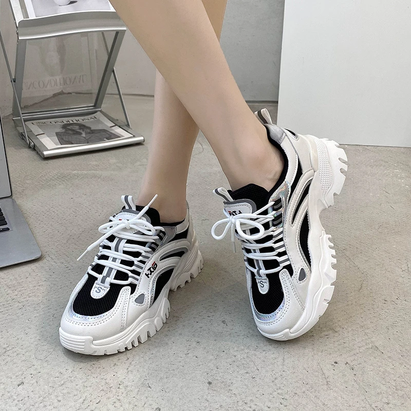 New Women Running Shoes Trainers White Sneakers 2021 Summer Autumn Fashion Breathable Mesh Sports Vulcanized Chunky Shoes Woman
New Women Running Shoes Trainers White Sneakers 2021 Summer Autumn Fashion Breathable Mesh Sports Vulcanized Chunky Shoes Woman