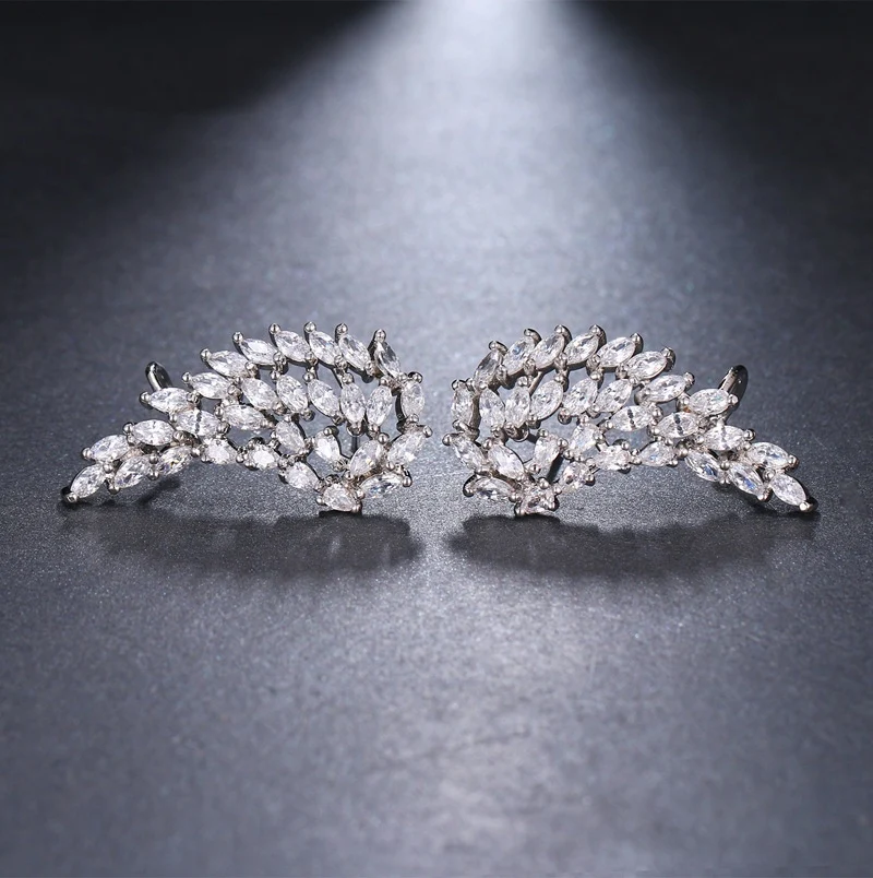 Ekopdee Unique Design Wedding Jewelry Cubic Zirconia Party Stud Earrings For Women Zircon Earring Female Gift 2021 New Fashion
Ekopdee Unique Design Wedding Jewelry Cubic Zirconia Party Stud Earrings For Women Zircon Earring Female Gift 2021 New Fashion