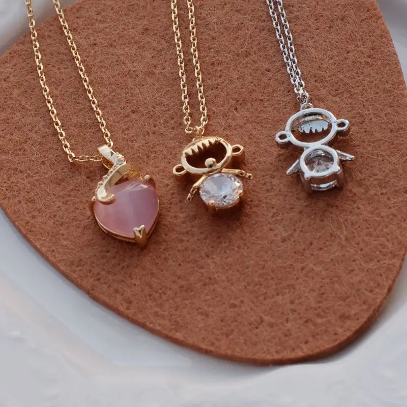 Gold Silver Boy Girl Pendant Necklaces Fashion Simple Rhinestone Couples Necklaces Valentine's Day Gift for Lover Jewelry
Gold Silver Boy Girl Pendant Necklaces Fashion Simple Rhinestone Couples Necklaces Valentine's Day Gift for Lover Jewelry