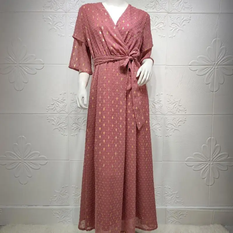 Muslim National Clothing Bronzing Brick Red Saudi Dubai V-neck Long Dress Luxurious Temperament Women's Banquet Dress Abayas
Muslim National Clothing Bronzing Brick Red Saudi Dubai V-neck Long Dress Luxurious Temperament Women's Banquet Dress Abayas