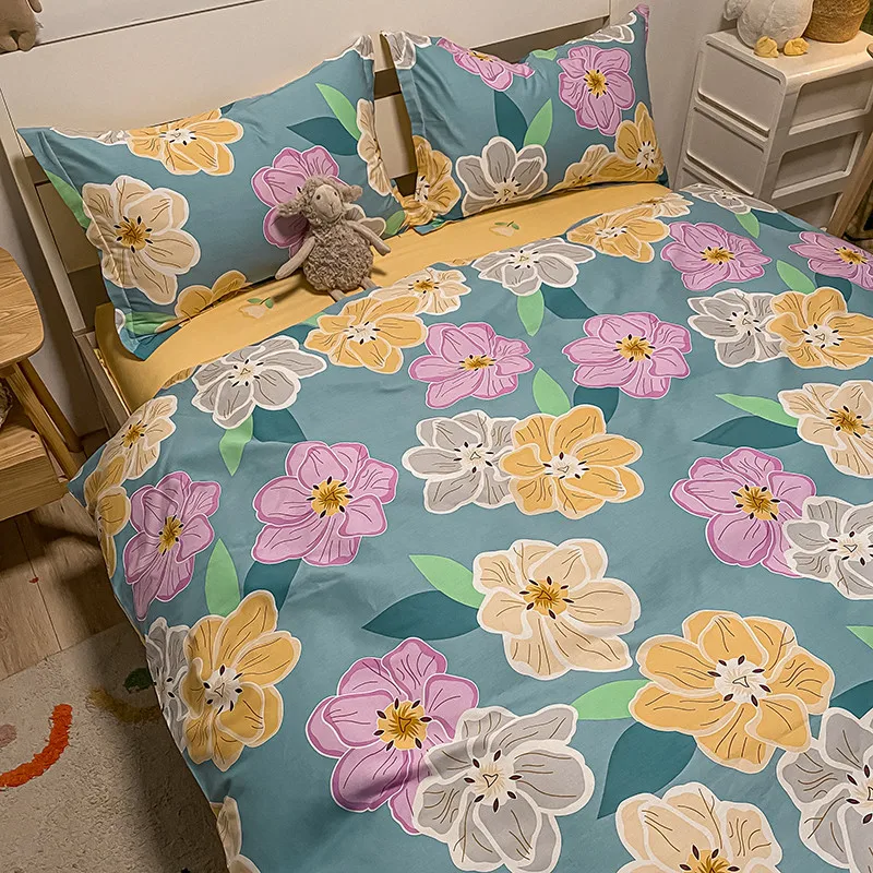 Four-Piece Bed Sheet, Duvet Cover, Pillowcase, 100% Cotton, Comfortable At Home, Bedding, Stylish And Simple
Four-Piece Bed Sheet, Duvet Cover, Pillowcase, 100% Cotton, Comfortable At Home, Bedding, Stylish And Simple