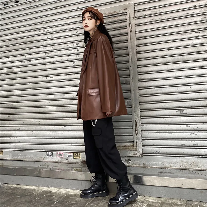 Korean Black Leather Moto Jacket Vintage Warm Female Loose Long Sleeve Suit Blazers Fashion Streetwear Women's Winter Coat 2020
Korean Black Leather Moto Jacket Vintage Warm Female Loose Long Sleeve Suit Blazers Fashion Streetwear Women's Winter Coat 2020