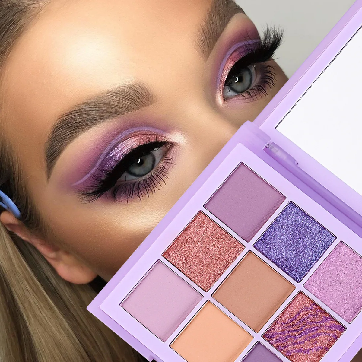 9 Colors Eyeshadow Palette Matte Glitter Shades Long Lasting Easy To Wear Shimmer Eyeshadow High Pigment Effect Podwer Makeup 
9 Colors Eyeshadow Palette Matte Glitter Shades Long Lasting Easy To Wear Shimmer Eyeshadow High Pigment Effect Podwer Makeup