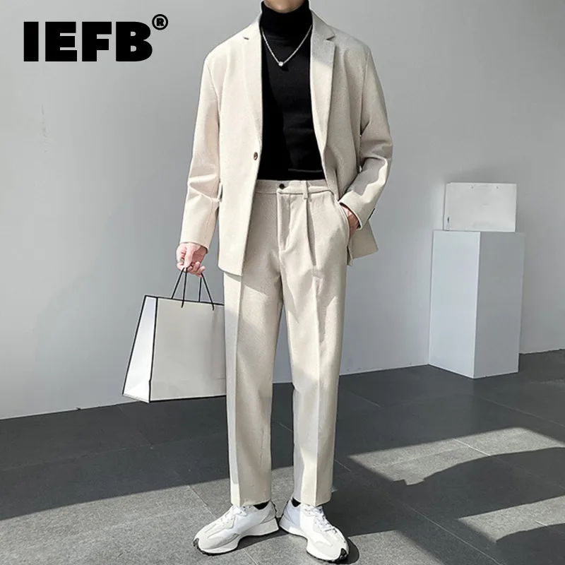 Повседневный деловой мужской костюм IEFB, пиджак с длинным рукавом и прямые брюки, свободный костюм из двух предметов с одной пуговицей, осенн...
Повседневный деловой мужской костюм IEFB, пиджак с длинным рукавом и прямые брюки, свободный костюм из двух предметов с одной пуговицей, осенн...