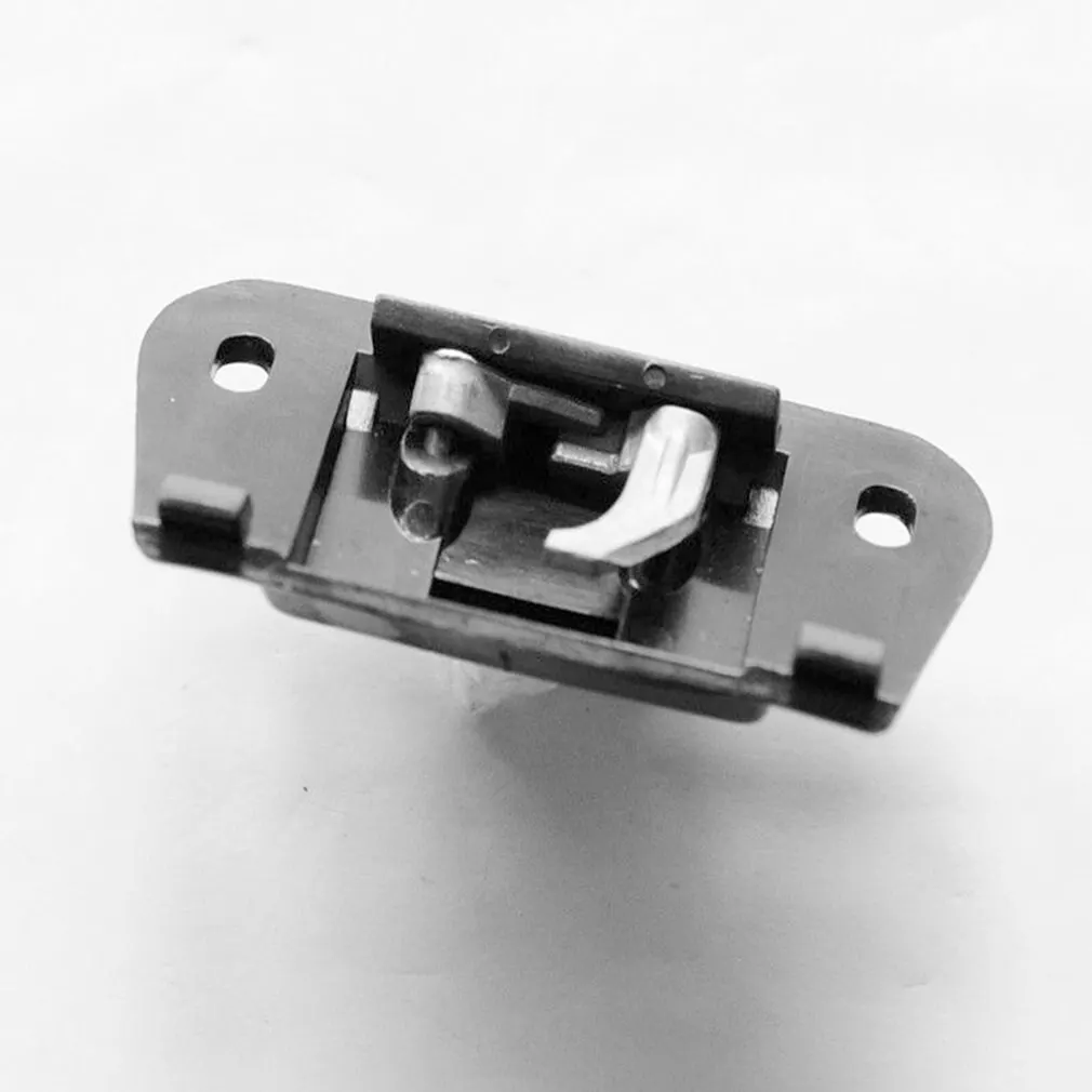 New Glove Box Lock Latch For BMW E34 E36 E30 525i 530i 535i M5 Z3 51161849472
New Glove Box Lock Latch For BMW E34 E36 E30 525i 530i 535i M5 Z3 51161849472