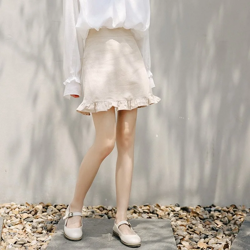 Women Korean Chic High Waist Ruffles Hem A-Line Skirts 2021 Spring Summer New Female Sweet Cute Mini Short Skirts College Style
Women Korean Chic High Waist Ruffles Hem A-Line Skirts 2021 Spring Summer New Female Sweet Cute Mini Short Skirts College Style