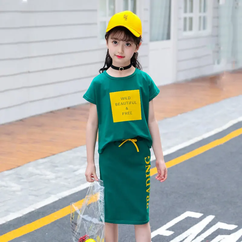 Kids girls 2pcs summer suits solid color T-shirt + skirt new big virgin suit 4-12 years old
Kids girls 2pcs summer suits solid color T-shirt + skirt new big virgin suit 4-12 years old