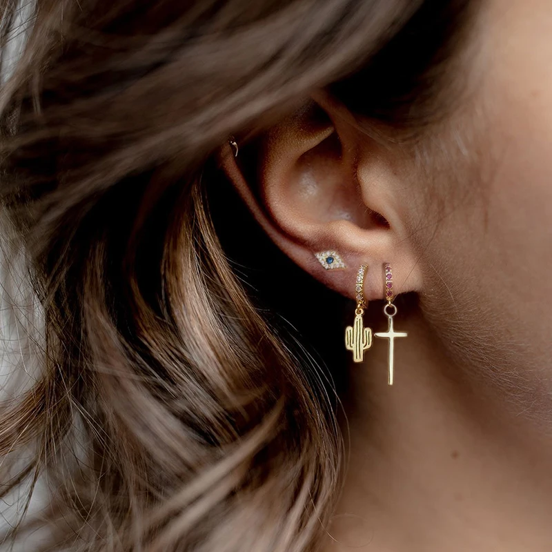 ROXI 9 Style 925 Sterling Silver Earring Star Cross Butterfly Snake Spike Earrings for Women Wedding Party Jewelry Small Earring
ROXI 9 Style 925 Sterling Silver Earring Star Cross Butterfly Snake Spike Earrings for Women Wedding Party Jewelry Small Earring