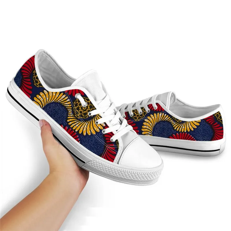 Nopersonality Tribe African Floral Women Low Top Canvas Shoes Casual Spring/Autumn Lace Up Sneakers for Lady Breath Female Flats
Nopersonality Tribe African Floral Women Low Top Canvas Shoes Casual Spring/Autumn Lace Up Sneakers for Lady Breath Female Flats