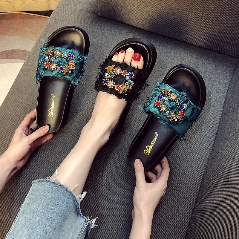 Thick Bottom Slippers Women Platform Sandals ZAR A Shoes 2021 New Summer Fashion Rhinestone Woman Beach Slippers Chaussure Femme
Thick Bottom Slippers Women Platform Sandals ZAR A Shoes 2021 New Summer Fashion Rhinestone Woman Beach Slippers Chaussure Femme