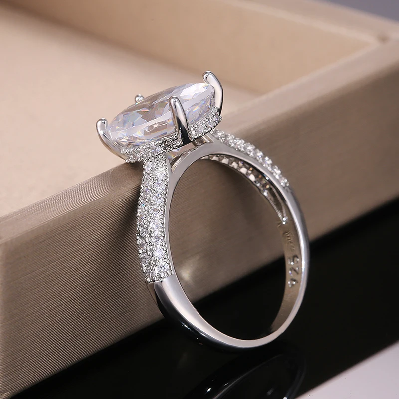 Classic Exquisite Silver Plated Wedding Rings For Women Shine White Oval CZ Stone Inlay Elegant Engagement Fashion Jewelry Ring
Classic Exquisite Silver Plated Wedding Rings For Women Shine White Oval CZ Stone Inlay Elegant Engagement Fashion Jewelry Ring