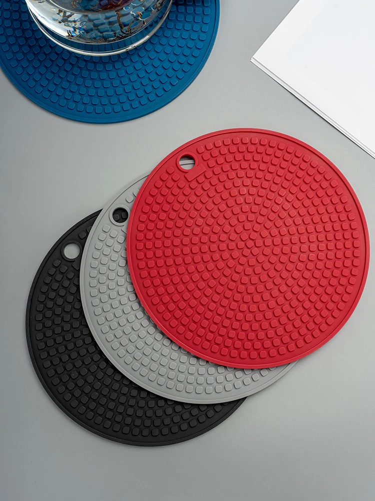 High-Temperature Resistant Heat-Proof Mat Silicone Anti-Scalding Table Mat Household Potholder Thickening Cushion Placemat
High-Temperature Resistant Heat-Proof Mat Silicone Anti-Scalding Table Mat Household Potholder Thickening Cushion Placemat