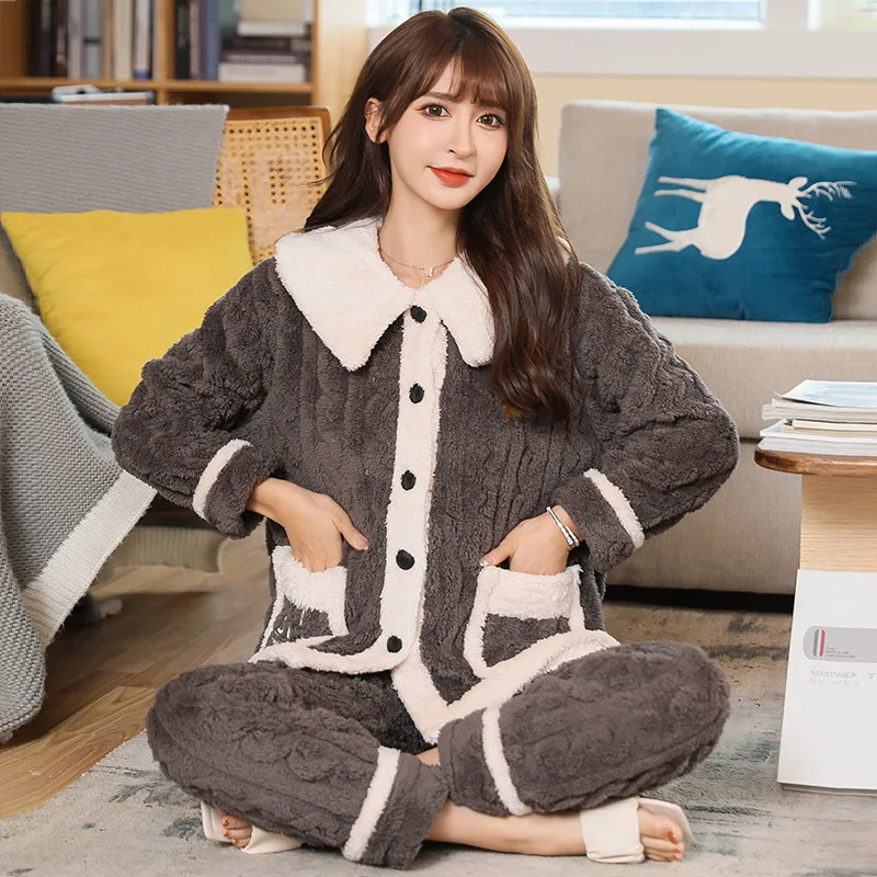 Coral Velvet Pajamas Women's Autumn And Winter Thickening Suit Flannel 2-piece Set To Keep Warm New Jacquard Velvet Home Service
Coral Velvet Pajamas Women's Autumn And Winter Thickening Suit Flannel 2-piece Set To Keep Warm New Jacquard Velvet Home Service