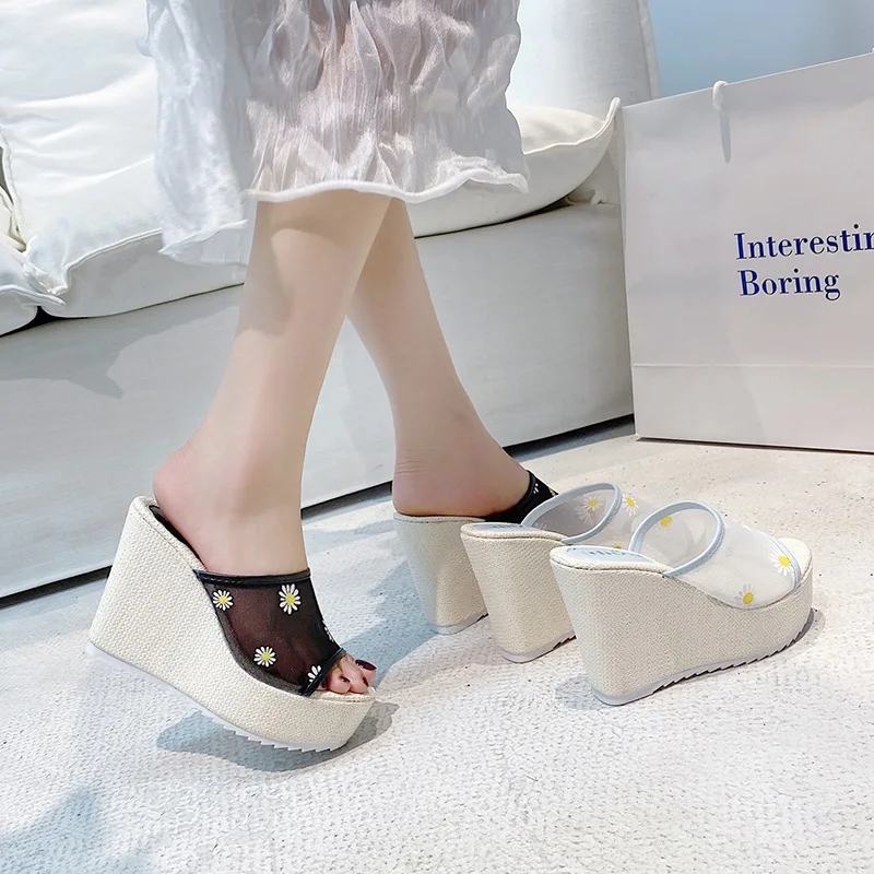 Mesh Embroidered Flower Wedges Slides Women Fashion Summer Platform Heels Open Toe Sandals Ladies Non-Slip Beach Slippers Shoes
Mesh Embroidered Flower Wedges Slides Women Fashion Summer Platform Heels Open Toe Sandals Ladies Non-Slip Beach Slippers Shoes