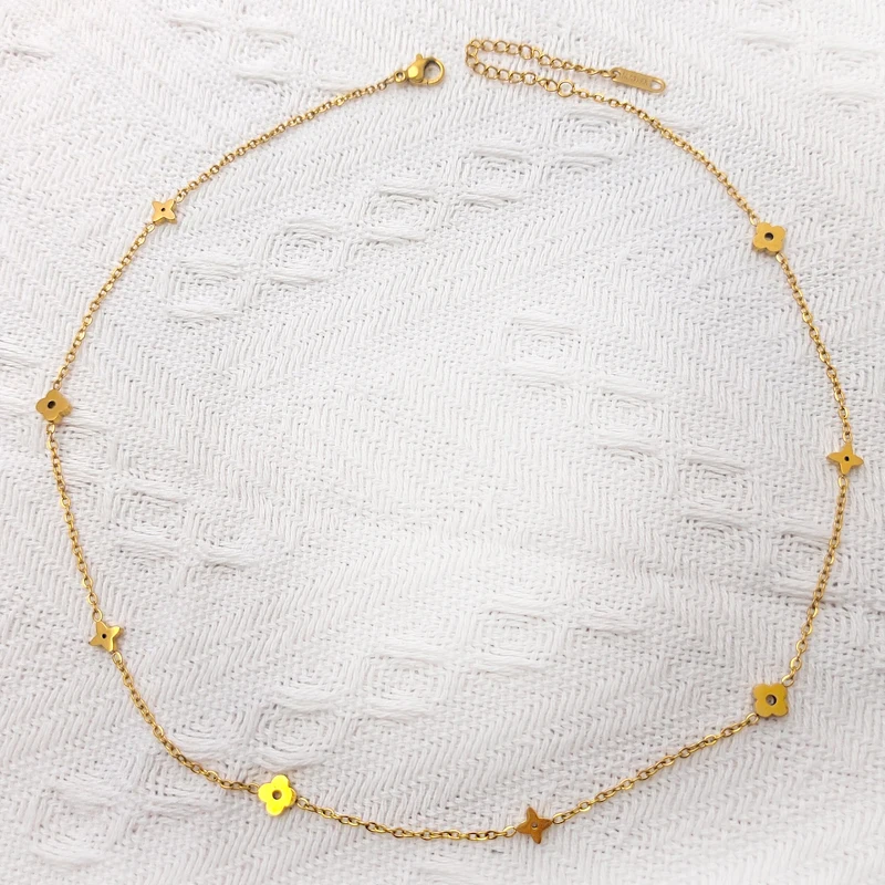 Stainless steel necklace female inlaid zircon flower titanium steel ring DD necklace LOVE letter wind necklace for girls as gift
Stainless steel necklace female inlaid zircon flower titanium steel ring DD necklace LOVE letter wind necklace for girls as gift