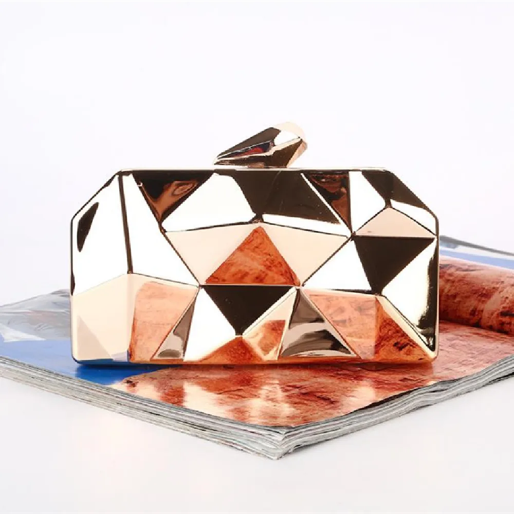 Fashion Evening bag new solid color diamond iron box evening wear evening bag all-match bright color one-shoulder cross-body bag
Fashion Evening bag new solid color diamond iron box evening wear evening bag all-match bright color one-shoulder cross-body bag
