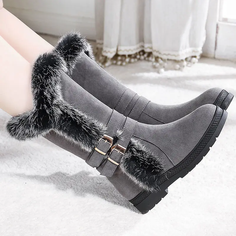2021 New Winter Snow Flat Warm Non-Slip plus Velvet All-Matching Women's Boots Double Belt Buckle Flanging Plush Wedges Rubber
2021 New Winter Snow Flat Warm Non-Slip plus Velvet All-Matching Women's Boots Double Belt Buckle Flanging Plush Wedges Rubber