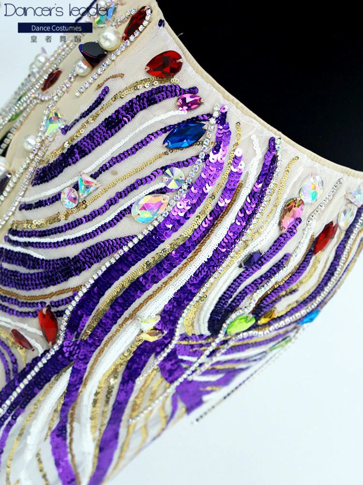 2020 New Belly Dance Performance Costume Feature Ribbon Double Split Group Purple Heavy Industry Costume
2020 New Belly Dance Performance Costume Feature Ribbon Double Split Group Purple Heavy Industry Costume