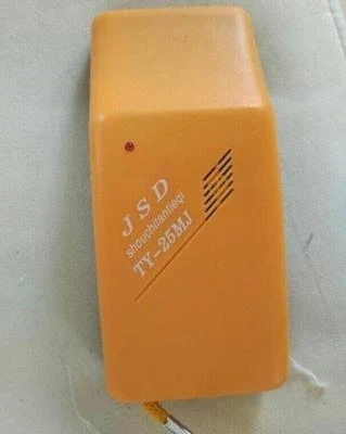 Handheld Metal Detector Needle Scanner Tester Hand held food Monitor Needle Finder search magnets iron in cloth toys TY-25MJ
Handheld Metal Detector Needle Scanner Tester Hand held food Monitor Needle Finder search magnets iron in cloth toys TY-25MJ