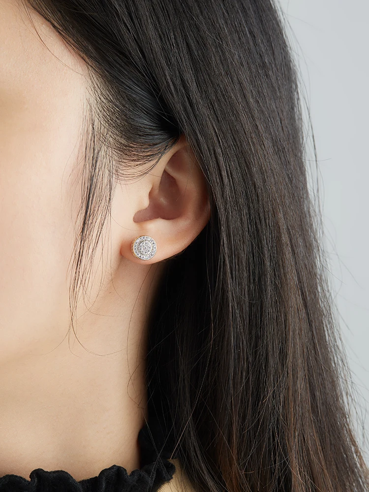 ZEMIOR Small Round Stud Earrings For Women Full White 5A Clear Cubic Zirconia Female Anniversary Fashion Jewelry New Arrival
ZEMIOR Small Round Stud Earrings For Women Full White 5A Clear Cubic Zirconia Female Anniversary Fashion Jewelry New Arrival