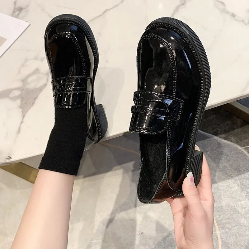 British Style Casual Woman Shoe Loafers With Fur Shallow Mouth Black Flats Round Toe Female Footwear Oxfords Preppy Slip-on Summ
British Style Casual Woman Shoe Loafers With Fur Shallow Mouth Black Flats Round Toe Female Footwear Oxfords Preppy Slip-on Summ