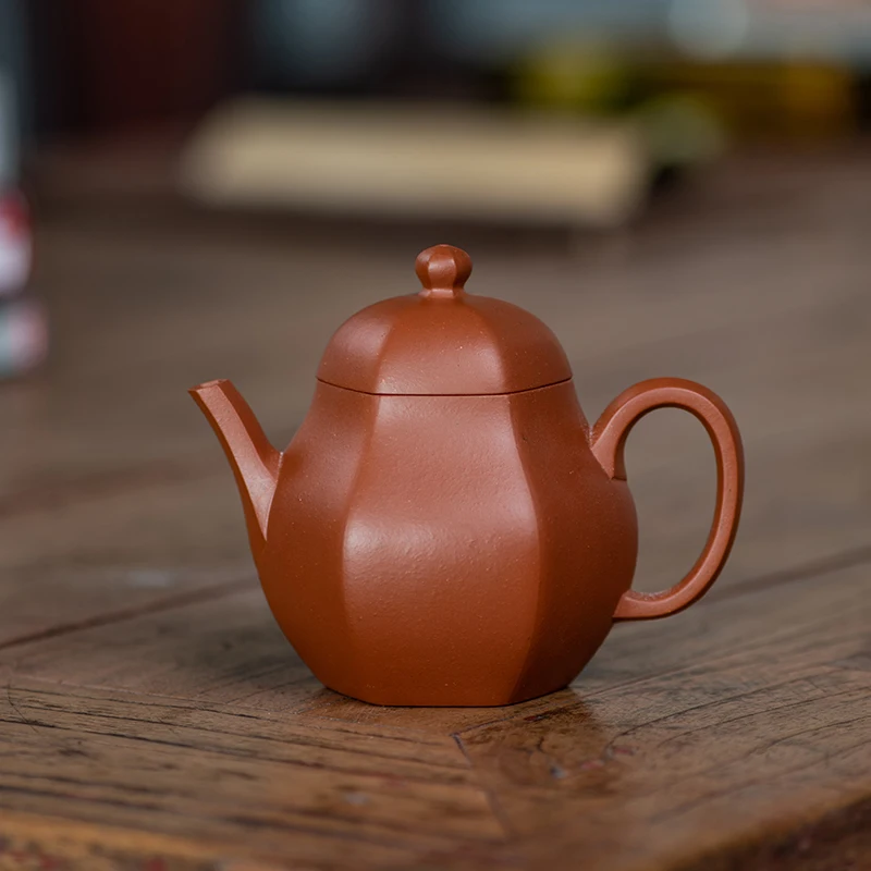 ★Authentic boutique yixing all hand recommended home hidden ore Zhao Zhuang zhu mud six Fang Li pot of household
★Authentic boutique yixing all hand recommended home hidden ore Zhao Zhuang zhu mud six Fang Li pot of household
