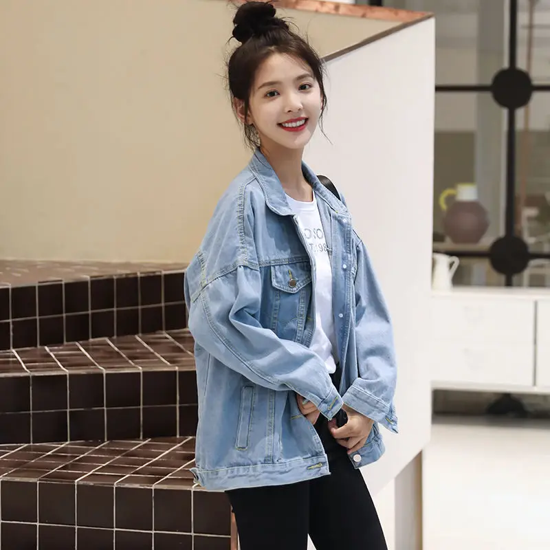 Women's New Plus Size Lapel Denim Jacket Spring Autumn Female Jean Jackets Casual Tops Ladies Loose Single Button Outerwear A26
Women's New Plus Size Lapel Denim Jacket Spring Autumn Female Jean Jackets Casual Tops Ladies Loose Single Button Outerwear A26