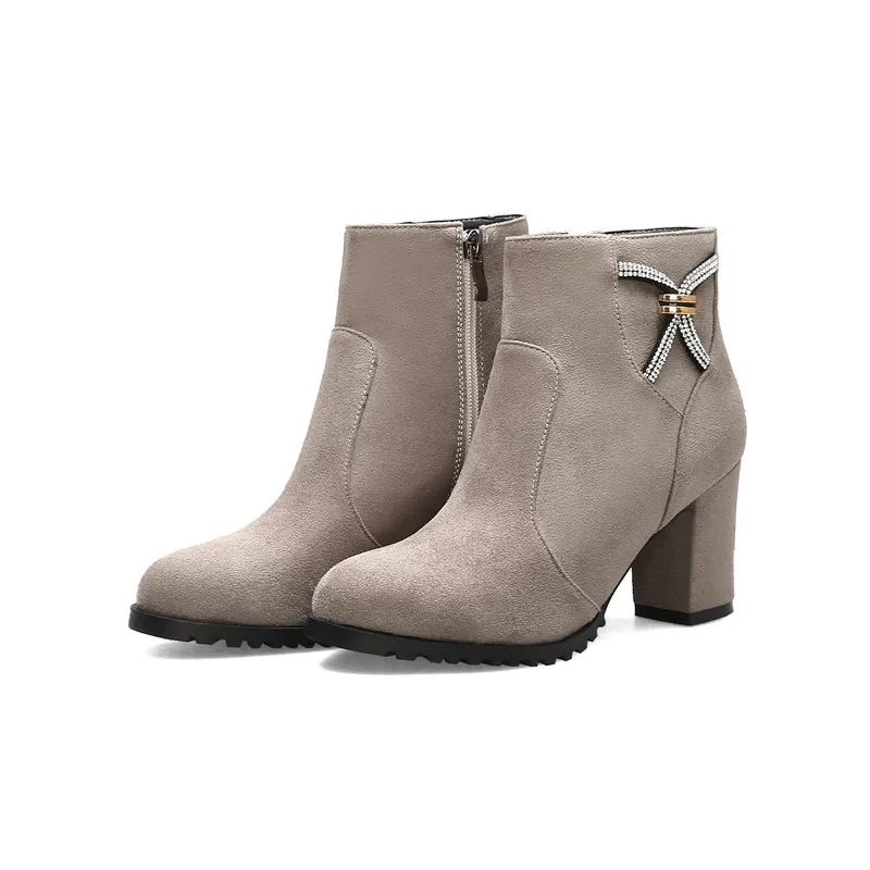 Smeeroon new arrive 2020 winter autumn female ankle boots dress shoes round toe wholesale women's boots sexy high heels boots
Smeeroon new arrive 2020 winter autumn female ankle boots dress shoes round toe wholesale women's boots sexy high heels boots