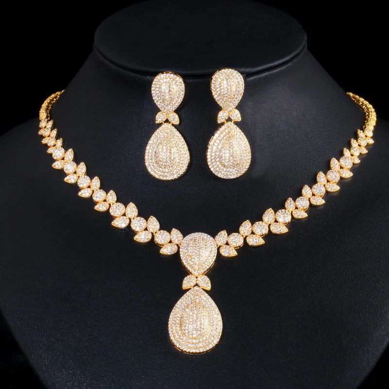 CWWZircons Noble Micro Pave Cubic Zirconia Stones Luxury Dubai Gold Color Bridal Wedding Necklace Jewelry Sets for Women T157
CWWZircons Noble Micro Pave Cubic Zirconia Stones Luxury Dubai Gold Color Bridal Wedding Necklace Jewelry Sets for Women T157