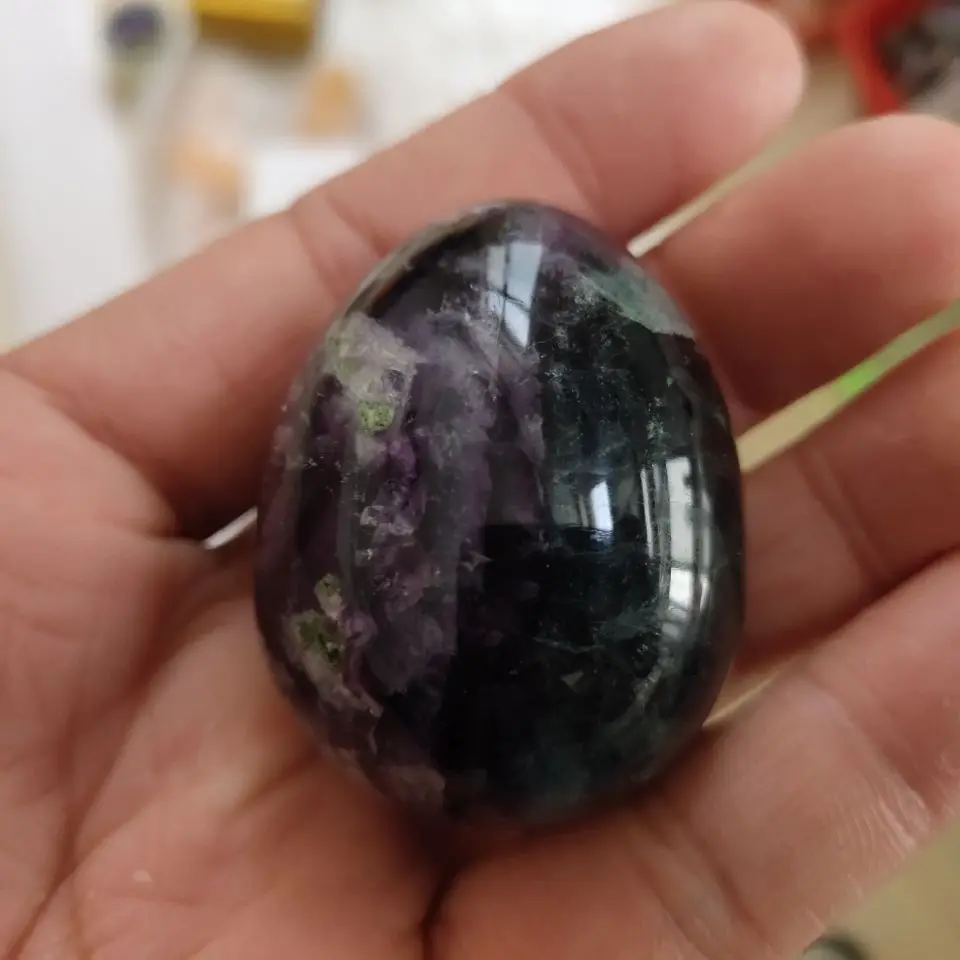 1pcs Natural colored fluorite crystal polishing eggs
1pcs Natural colored fluorite crystal polishing eggs