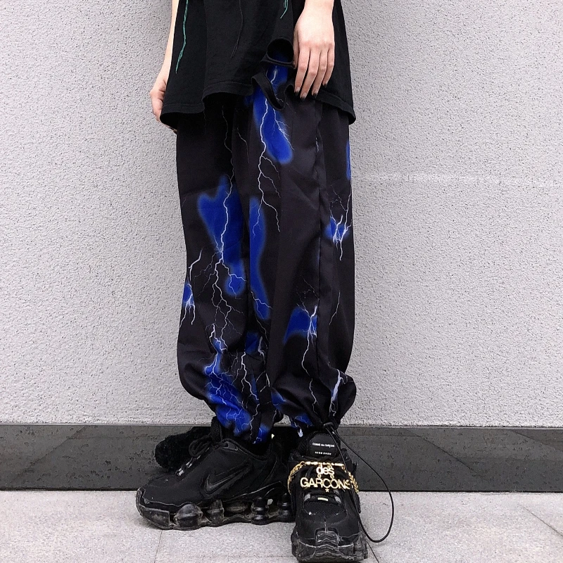 Ins Harem Pants Women High Waist Hipster Fashion Brand Print Loose Capris Summer Harajuku Style Streetwear Casual Capris New 
Ins Harem Pants Women High Waist Hipster Fashion Brand Print Loose Capris Summer Harajuku Style Streetwear Casual Capris New